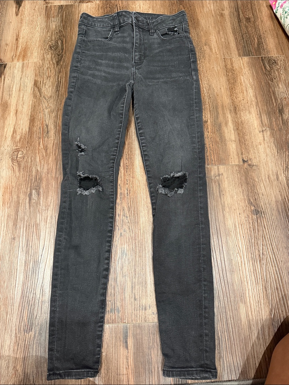 American Eagle Outfitters Black Distressed Skinny Jeans